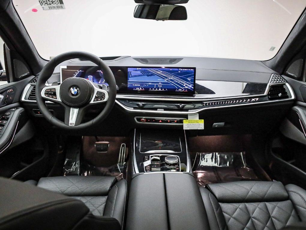 new 2026 BMW X7 car, priced at $100,615