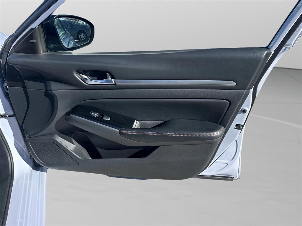 used 2024 Nissan Altima car, priced at $19,995