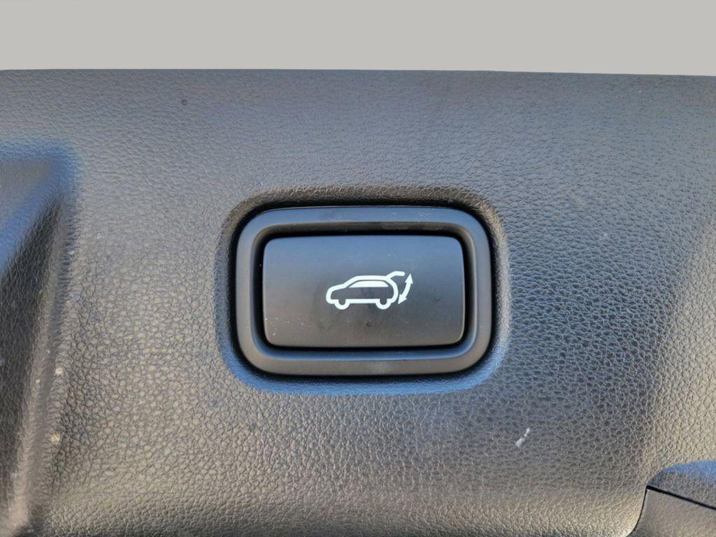 used 2025 Hyundai Tucson car, priced at $30,205