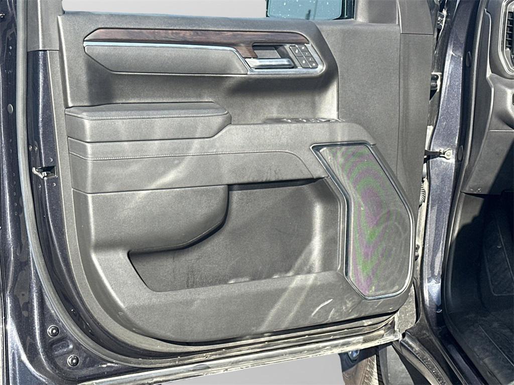 used 2025 GMC Sierra 1500 car, priced at $40,245