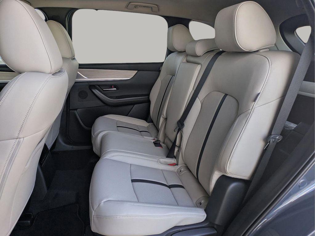 new 2025 Mazda CX-70 PHEV car, priced at $51,935