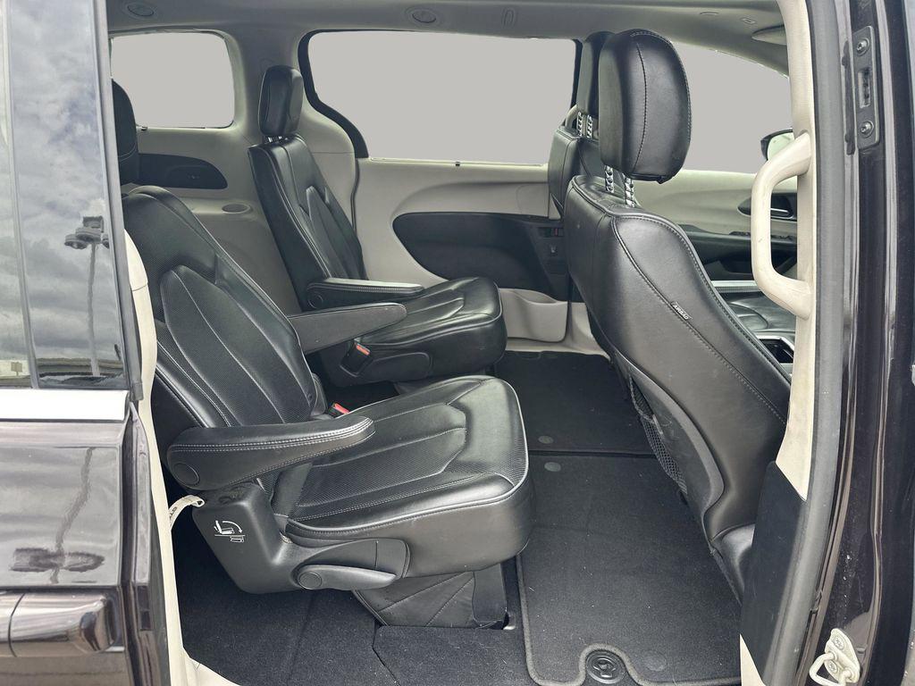 used 2019 Chrysler Pacifica car, priced at $19,718
