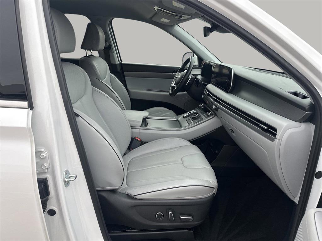 used 2024 Hyundai Palisade car, priced at $28,535