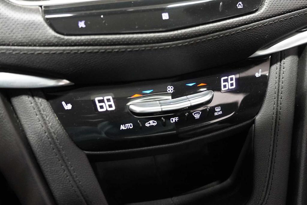 used 2020 Cadillac XT5 car, priced at $23,988