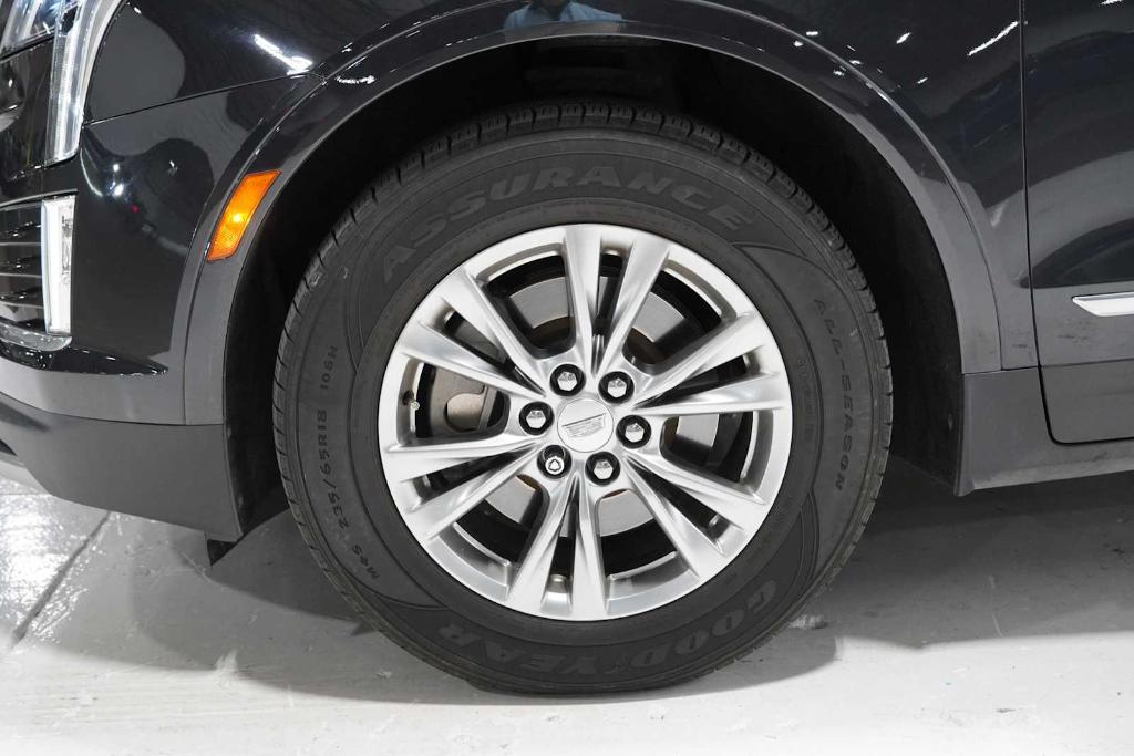 used 2020 Cadillac XT5 car, priced at $23,988