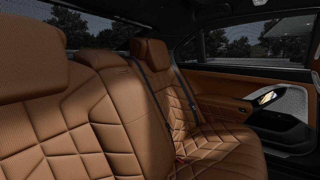 new 2026 BMW 750e car, priced at $135,135