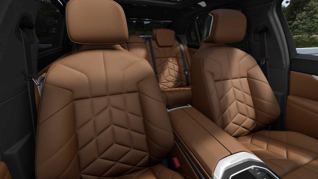 new 2026 BMW 750e car, priced at $135,135