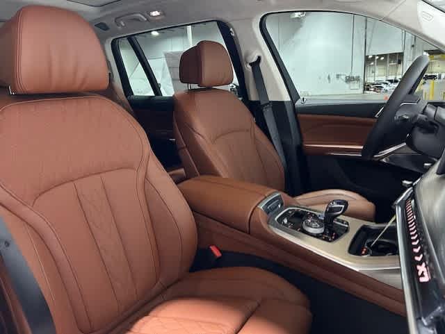 new 2026 BMW ALPINA XB7 car, priced at $162,625