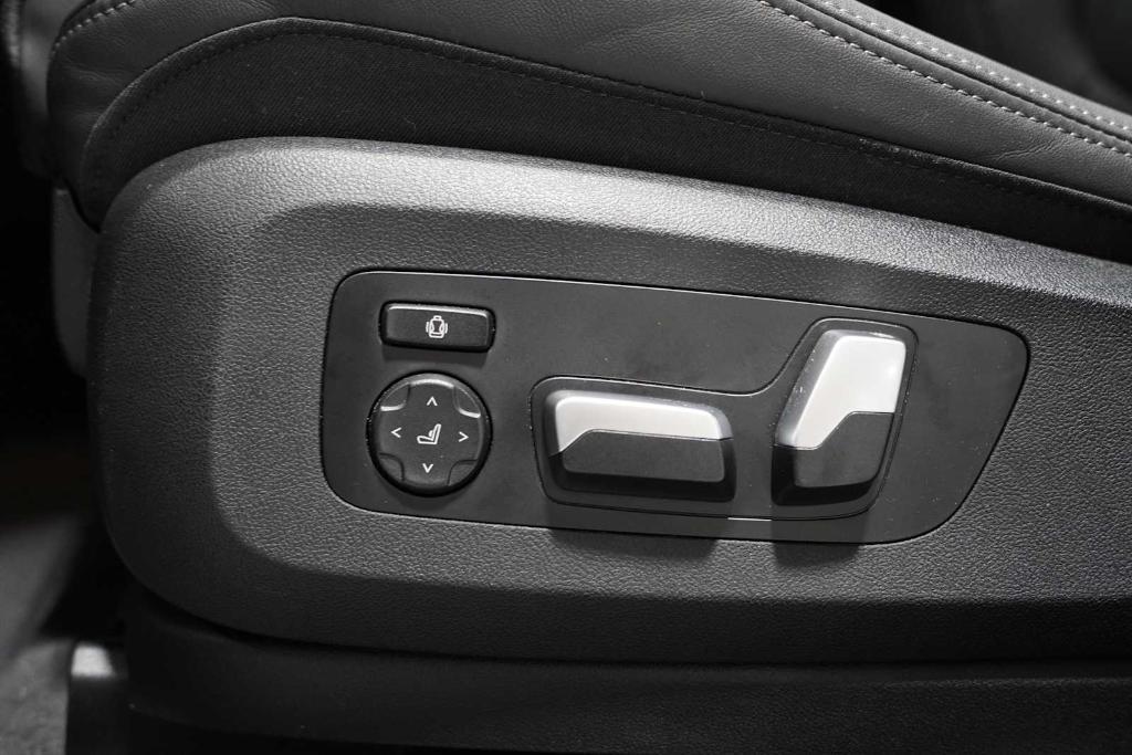 used 2024 BMW X6 car, priced at $64,987