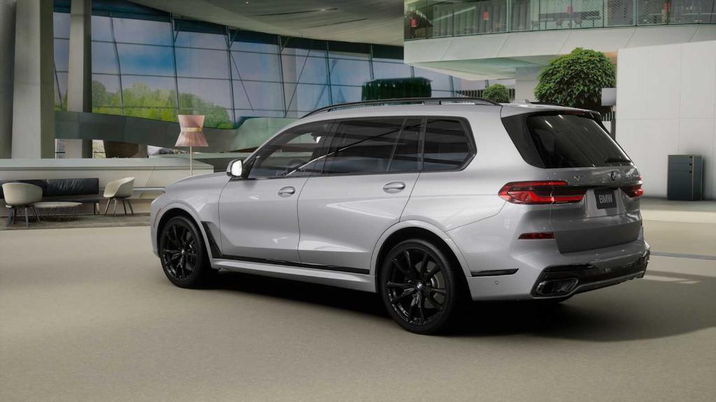 new 2026 BMW X7 car, priced at $103,105