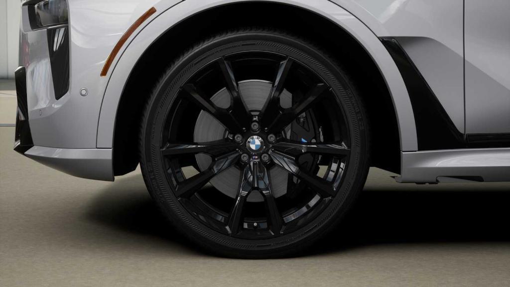 new 2026 BMW X7 car, priced at $103,105