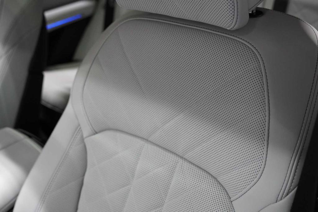 used 2025 BMW X5 car