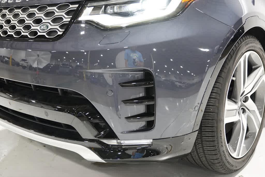 used 2025 Land Rover Discovery car, priced at $73,989