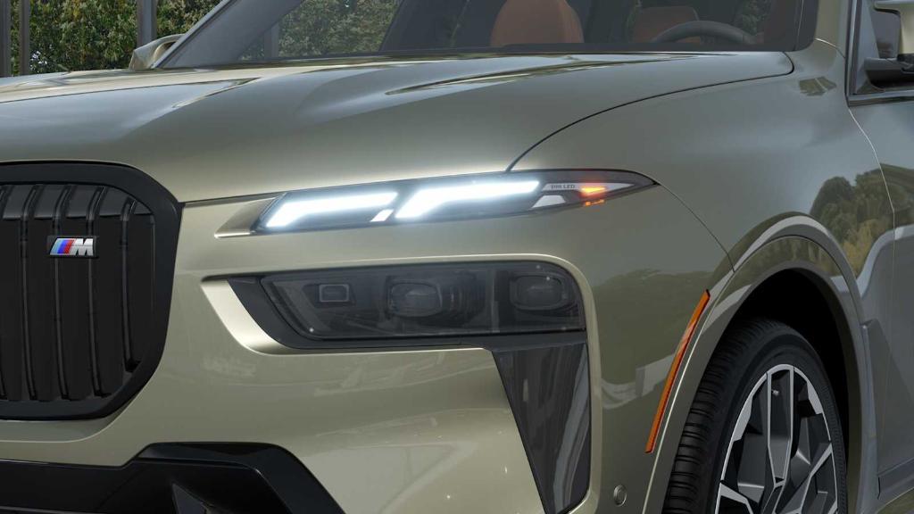 new 2026 BMW X7 car, priced at $128,365