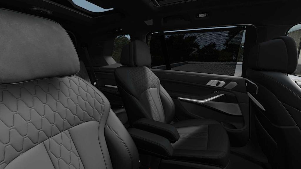 new 2026 BMW X7 car, priced at $137,280