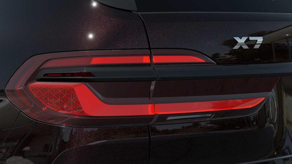 new 2026 BMW X7 car, priced at $137,280