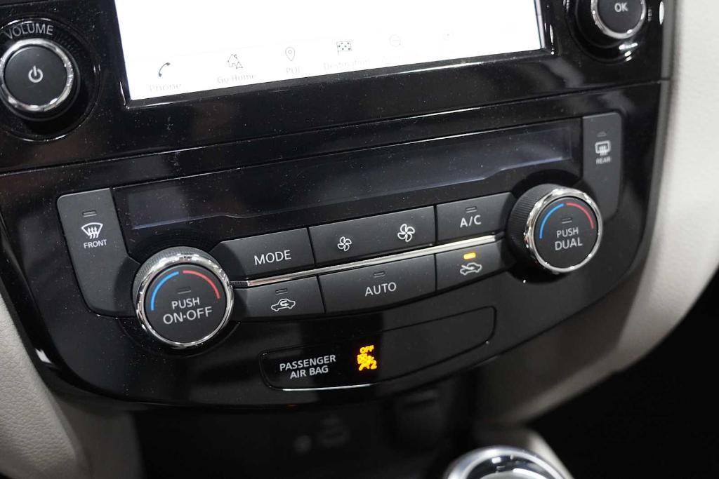 used 2022 Nissan Rogue Sport car, priced at $22,989