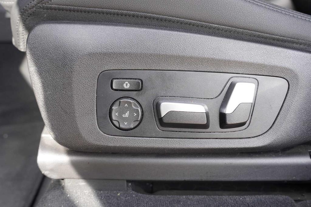 used 2021 BMW X3 car, priced at $27,988