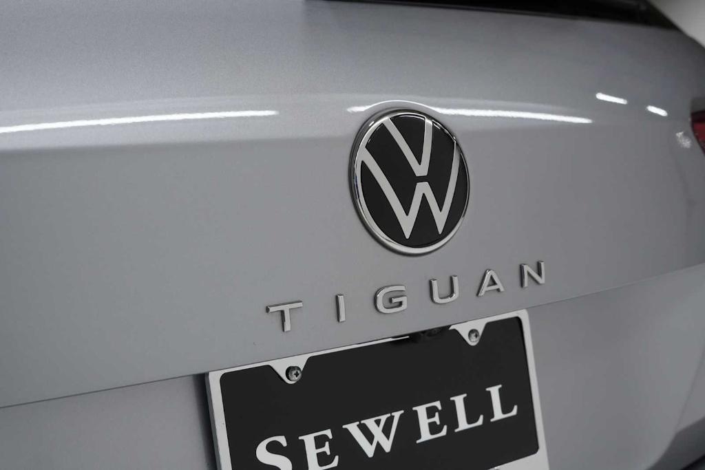 used 2024 Volkswagen Tiguan car, priced at $24,989