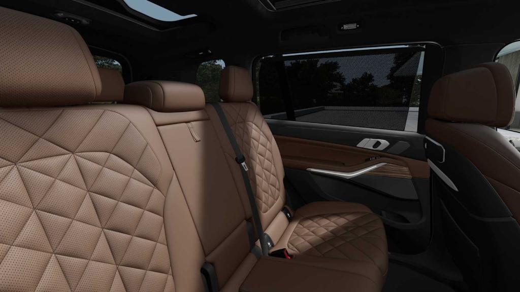 new 2026 BMW X7 car, priced at $103,465