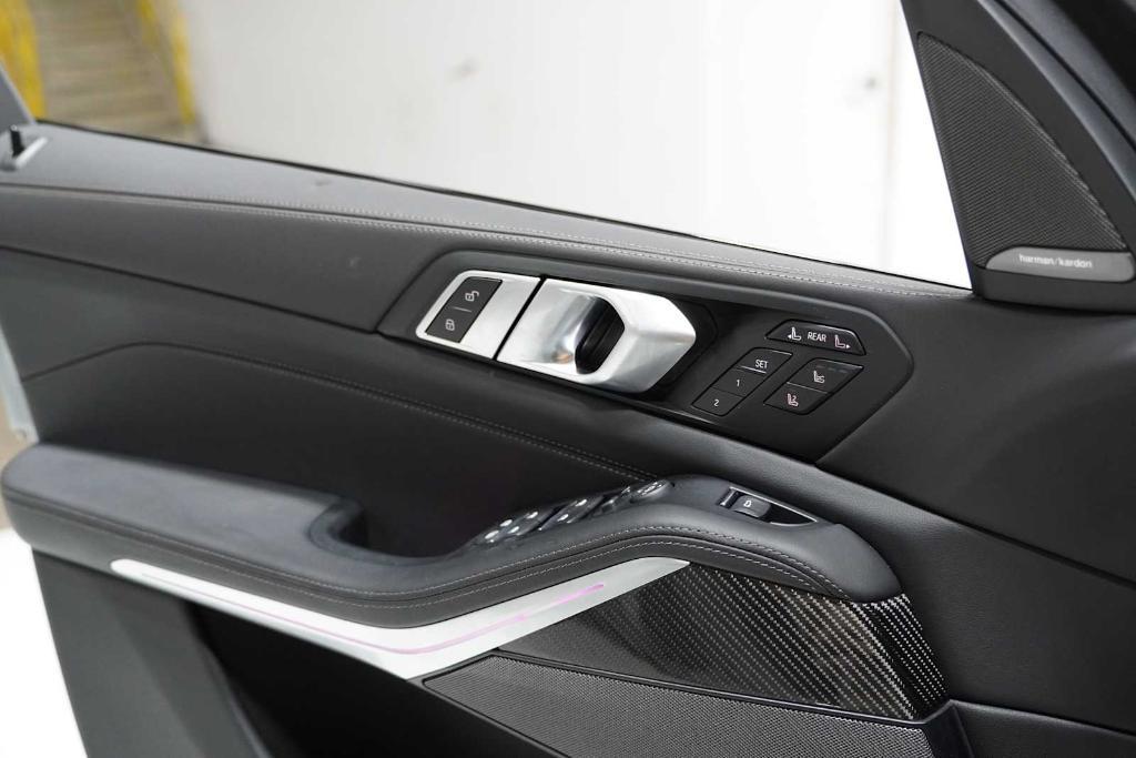 used 2026 BMW X7 car, priced at $104,564