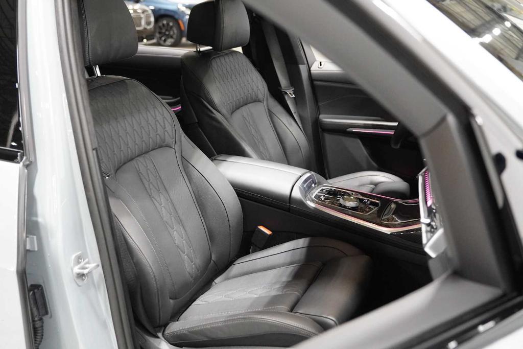 used 2026 BMW X7 car, priced at $104,564