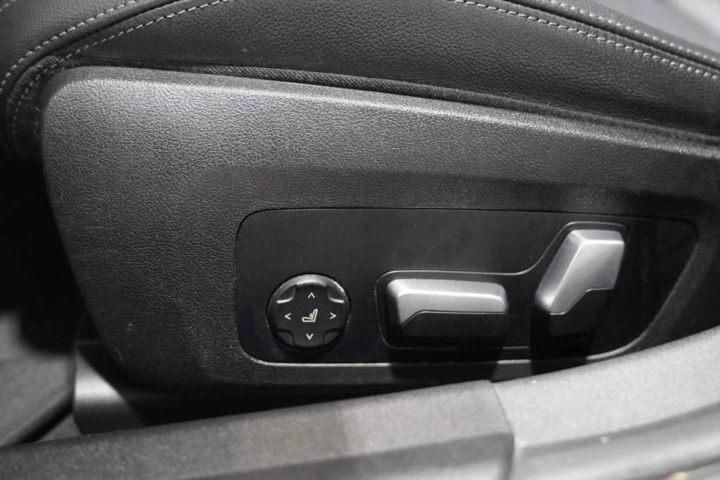 used 2023 BMW 330 car, priced at $32,989