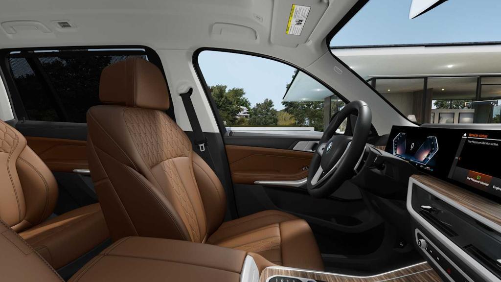 new 2026 BMW X7 car, priced at $104,625