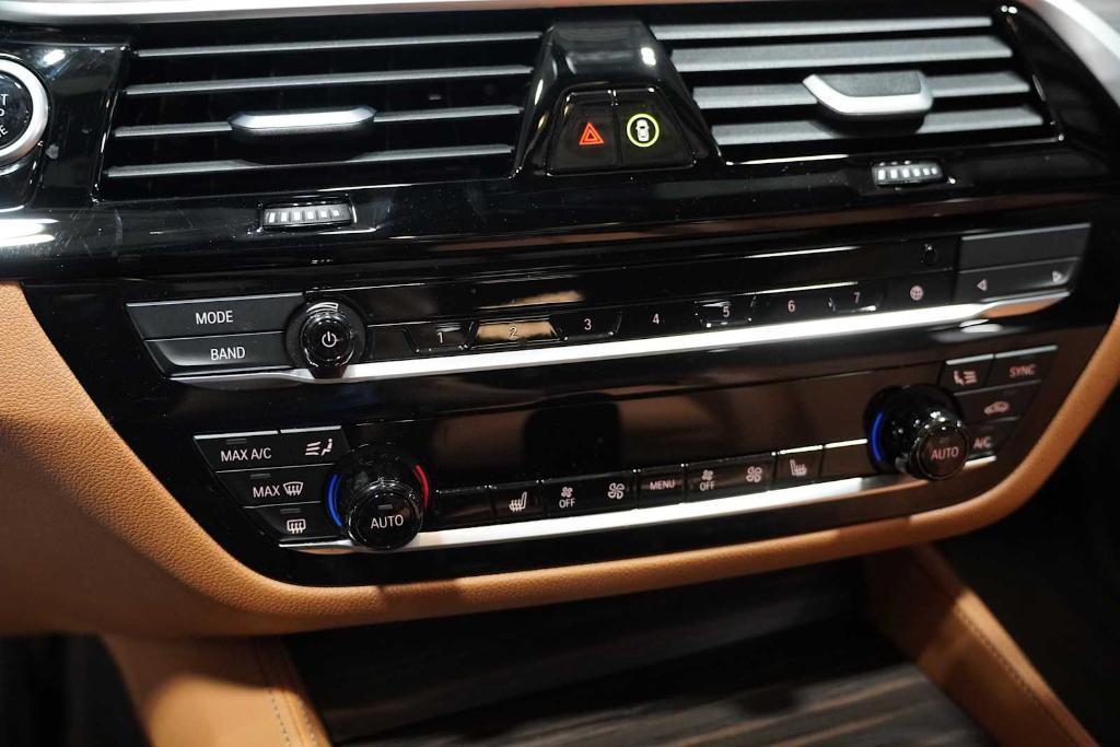 used 2023 BMW 540 car, priced at $49,987