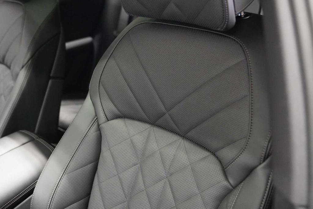 used 2026 BMW X6 car, priced at $81,988