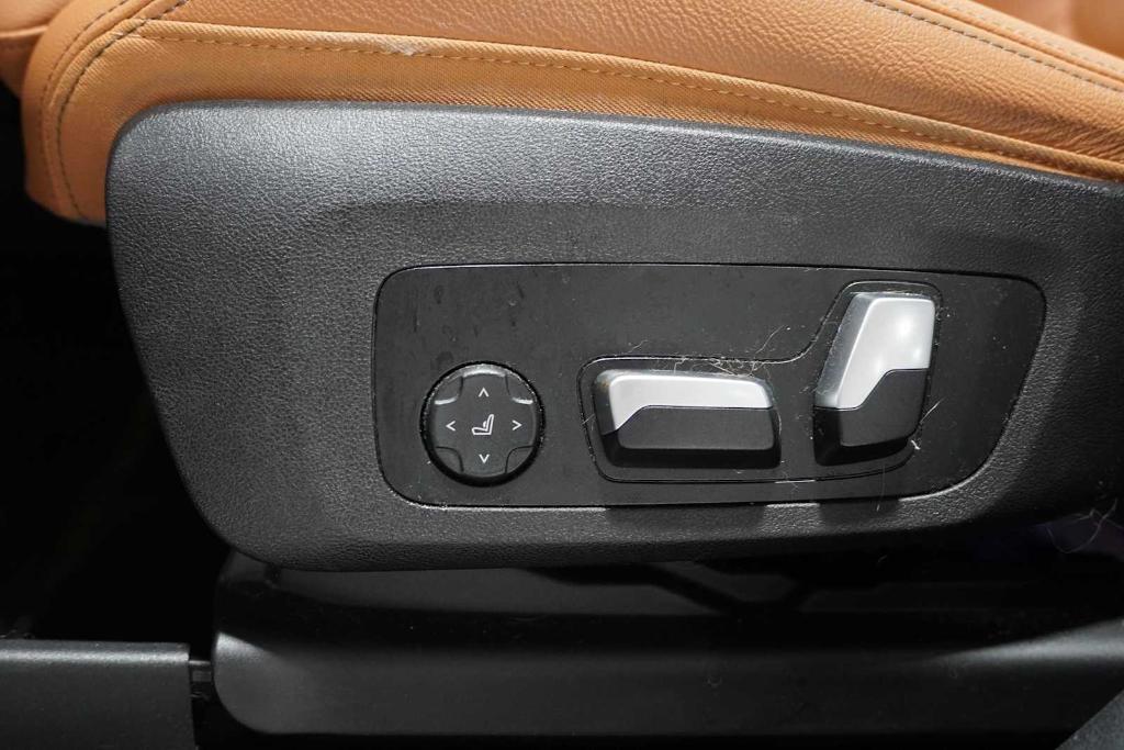 used 2023 BMW X3 car, priced at $36,989