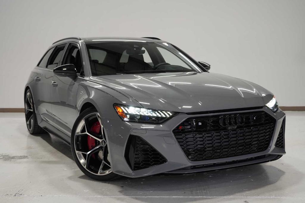 used 2025 Audi RS 6 Avant car, priced at $139,988