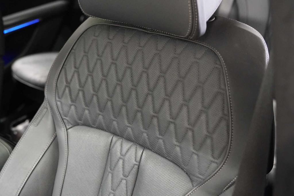 used 2024 BMW X7 car, priced at $75,977