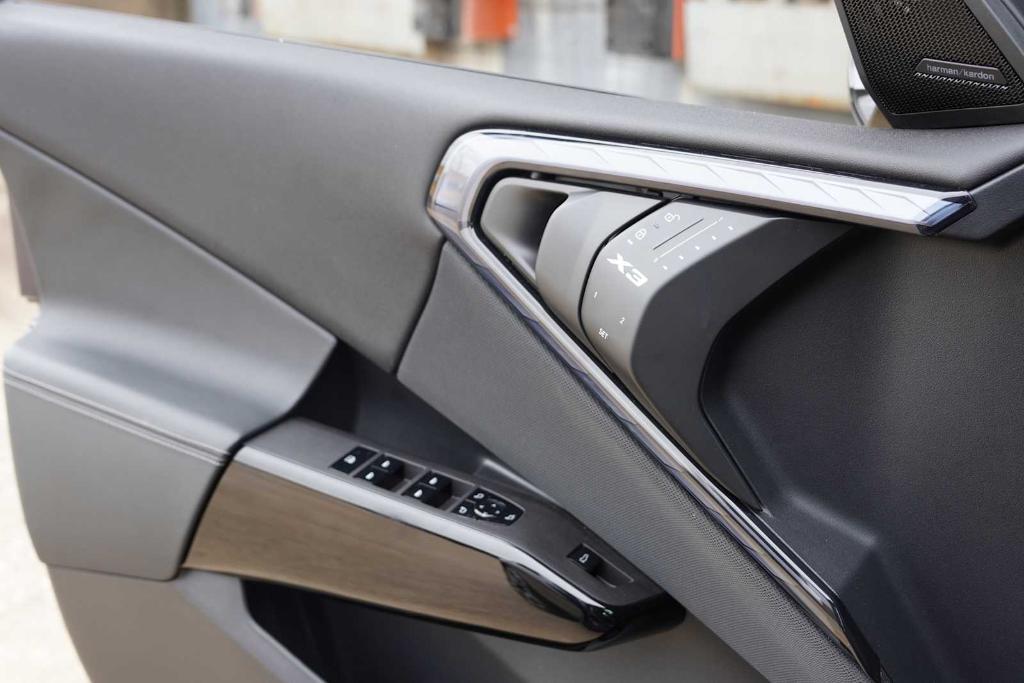 used 2025 BMW X3 car, priced at $60,989