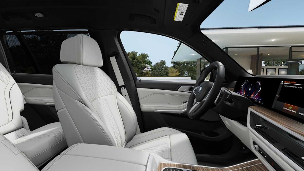 new 2026 BMW X7 car, priced at $104,650