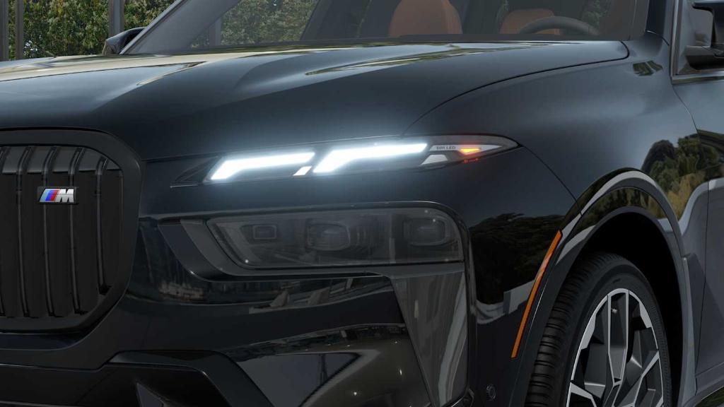new 2026 BMW X7 car, priced at $128,065