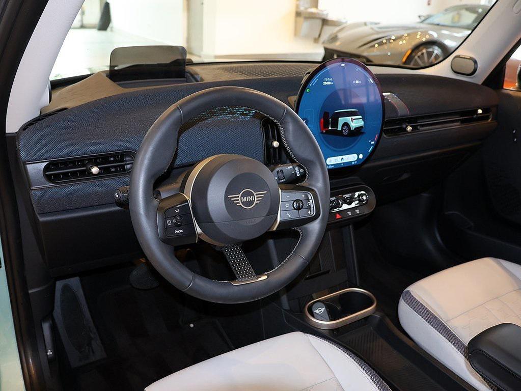 used 2025 MINI Hardtop car, priced at $27,499