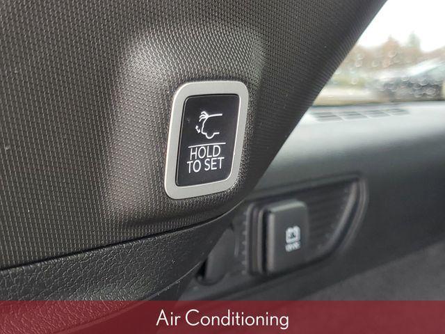 used 2023 Jeep Grand Cherokee car, priced at $34,679