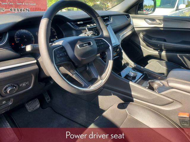 used 2024 Jeep Grand Cherokee car, priced at $33,908