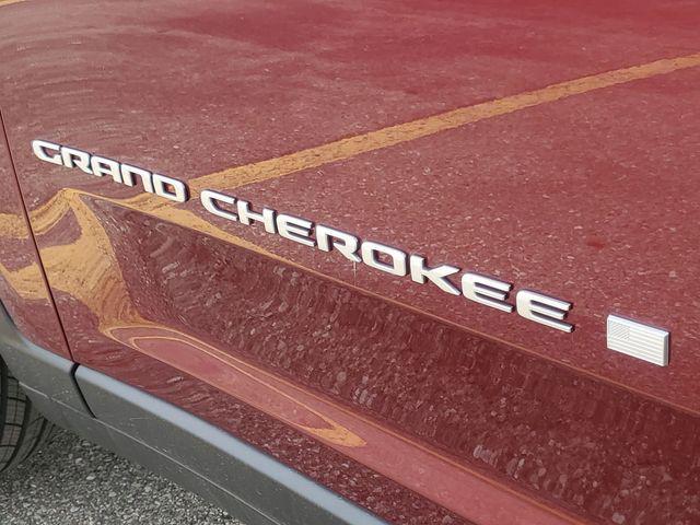 new 2025 Jeep Grand Cherokee car, priced at $37,474