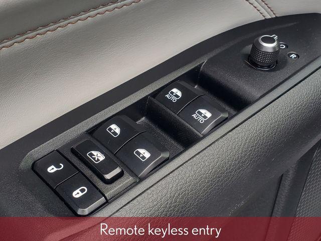 used 2023 Jeep Compass car, priced at $23,606