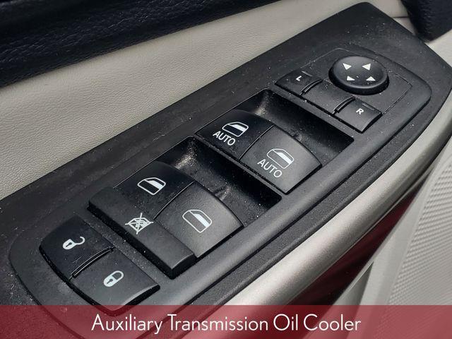 used 2019 Jeep Cherokee car, priced at $19,550