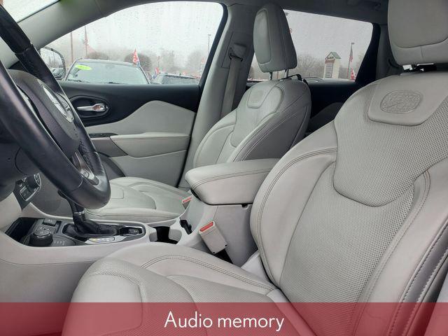 used 2019 Jeep Cherokee car, priced at $19,550