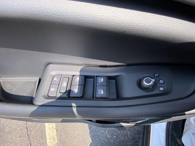 new 2025 Jeep Grand Cherokee car, priced at $47,242