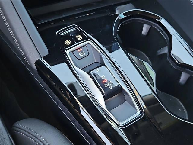 Audi Q5 view 17