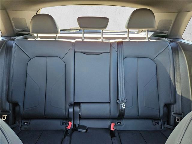 new 2025 Audi Q3 car, priced at $41,995