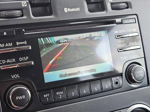 used 2013 Nissan Leaf car, priced at $5,500