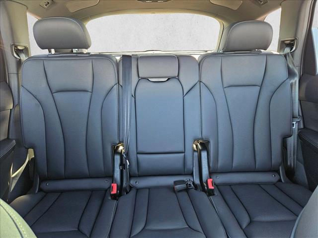 new 2026 Audi Q7 car, priced at $78,815