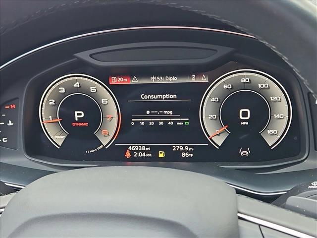 Audi Q7 view 14