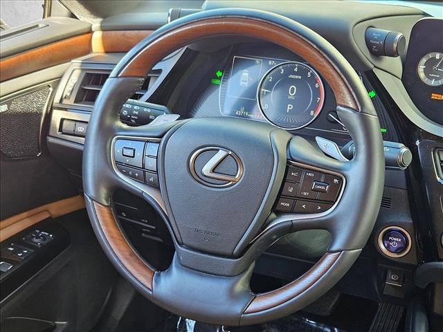 used 2022 Lexus ES 300h car, priced at $35,491